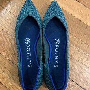 Size 6 Rothy’s Aqua Heather Points